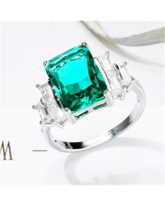 New Emerald Square Ring Temperament Silver