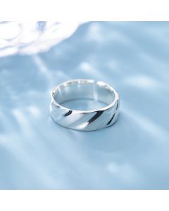 Landscape wide irregular ring