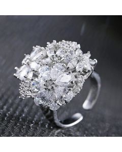 Luxury Atmosphere Flower-shaped Ladies Inlaid AAA Zircon Ring
