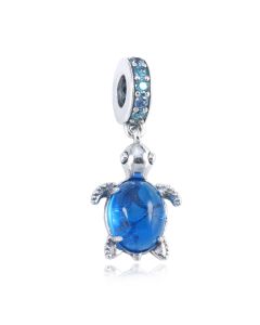 Murano glass turtle charm