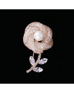 Pearl Hollow Flower Brooch Women's All-match Suit Cardigan Corsage