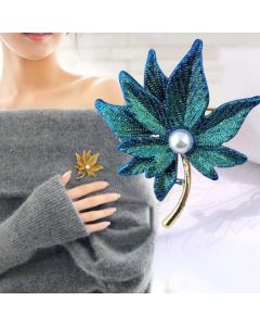 Fashion Double-layer Pearl Clothing Pin For Women