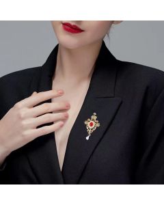 Baroque Retro Fashion All-match Crown Brooch