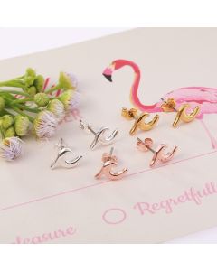 Fashionable Wave Earrings Stud Simple Ornaments