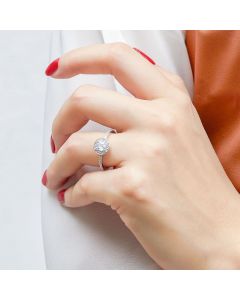 Silver Female Ring European And American Fashion Simulation Diamond