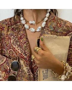 Holiday Style Irregular Pearl Necklace