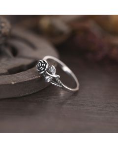 Simple rose ring