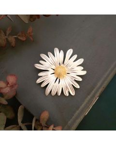 Vintage French Sen Lattice Daisy Flower Brooch
