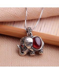 Garnet vintage pendant