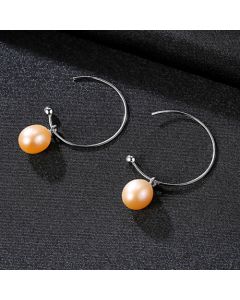Minimalist fashion earrings