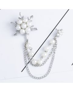 Fashion Alloy Snowflake Brooch With Chain