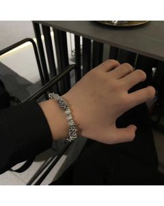 Special Interest Light Luxury Thorns Beaded Opal Bracelet Unisex