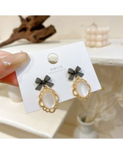 S925 Silver Needle Vintage Style Earrings