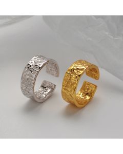 Women's Irregular Hammer Patterned Index Finger Ring