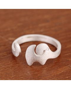 Baby Elephant Brushed 925 Silver Ring