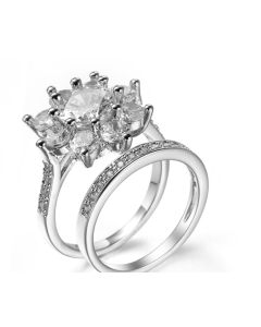Creative zircon combination ring