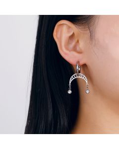 European And American Cut Geometric Curved Earrings