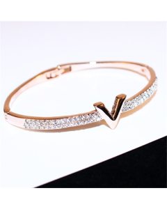 Simple jewelry bracelet