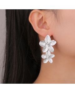 Women's Electroplated Alloy Non-fading Flower Earrings