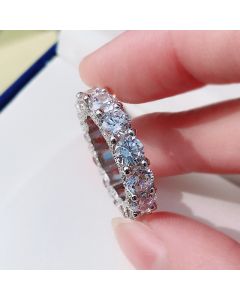 Female Moissanite High Carbon Diamond Ring