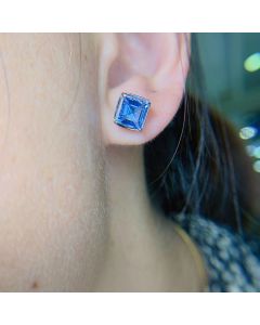 Simple And Natural Blue Topaz Stud Earrings Asche 925 Silver Inlaid