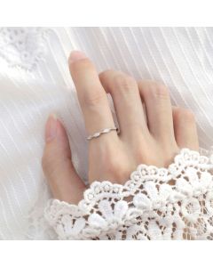 Female S925 Sterling Silver Twisted Diamond Ring