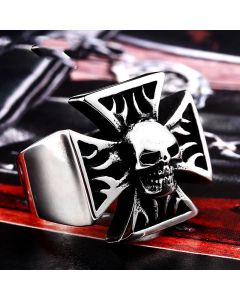 Man's Goth Punk Rock Flame Skull Ring