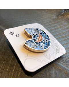 Ride the Wind And Waves Brooch Delicate Blue Metal Brooch Creative Decoration Badge Brooch