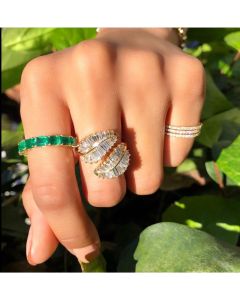 Simple Versatile Leaf T-Square Shiny Zircon Ring