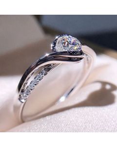 Simple 18k White Gold Plated Geometric Ring