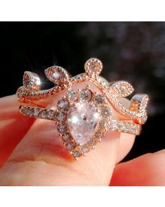 Boutique Diamond Set Ring Fashion Golden Drop-shaped Crown