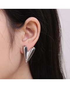 Simple Fashion Design Love Heart Earrings Stainless Steel