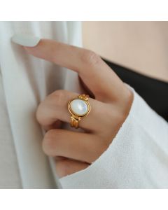 Fashion Creativity Fritillary Oval Ring With Retro Personality