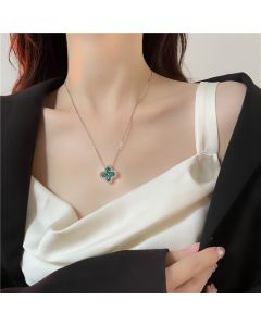 Women's Fashion Inlaid Lucky Green Four-leaf Flower Pendant Necklace