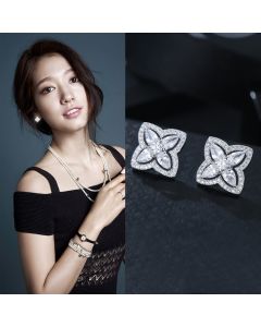 Flower Alloy Jewelry Clover Lady Stud Earrings