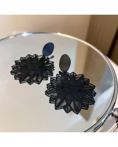 Exaggerated Sen-line Black Flower Earrings