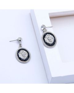 Women's Alloy Dripping Lion Head Earrings