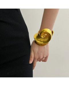 Heavy Industry Exaggerated Metal Twisted Wide Elastic Bracelet