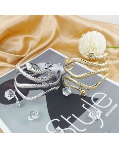 Metal Exaggerated Snake Shaped Wrapped Armband