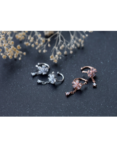 Diamond flower ear clip