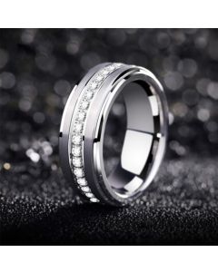 Single row full diamond zircon ring
