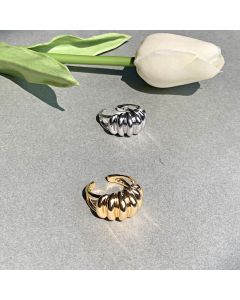 Curved wide face pattern index finger ring bracelet