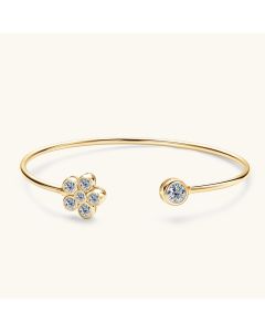 Female Minimalist Small Flower Moissani Diamond Bracelet