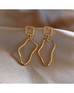 Korean Version Of Simple Retro Special-Shaped Twisted Streamline Earrings  