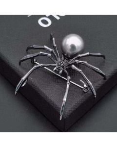 Spider Pearl Large Brooch Buckle For Light Protection