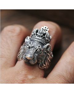 Crown lion king