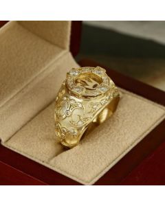 Hepburn Style Small Crown Diamond Ring