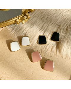 Temperament enamel earrings