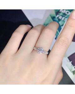 D Color Moissanite FL Clarity Luxury Setting Ring