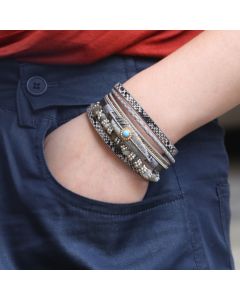 Women's Vintage Feather Bracelet Trendy Unique Turquoise